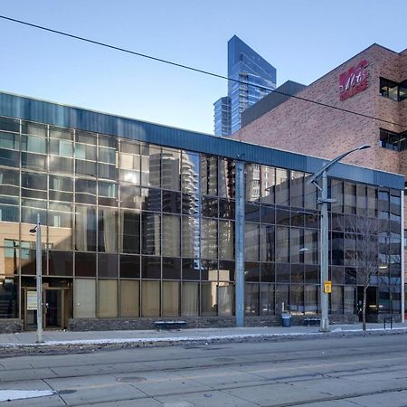 Хостел Calgary Connect Экстерьер фото